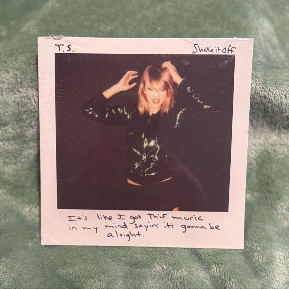 Taylor Swift Shake It Off 1989 Single CD